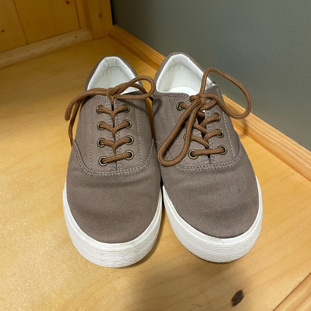 Tan size 2 boys shoes